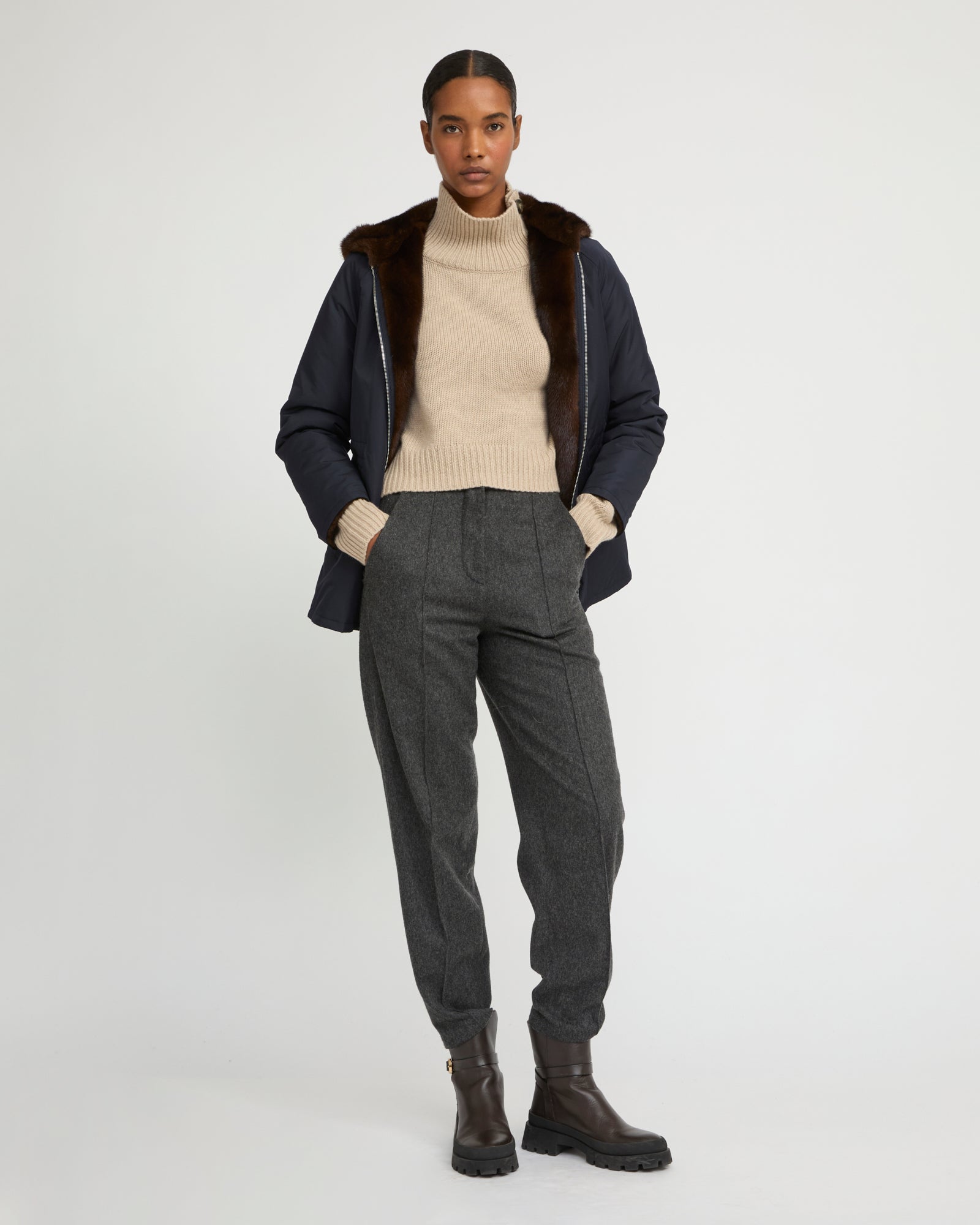 Parka courte en tissu technique réversible déperlant avec fourrure de vison -Yves Salomon