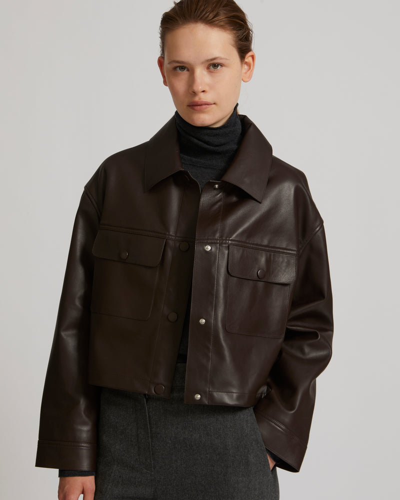 Cropped shirt in lamb leather