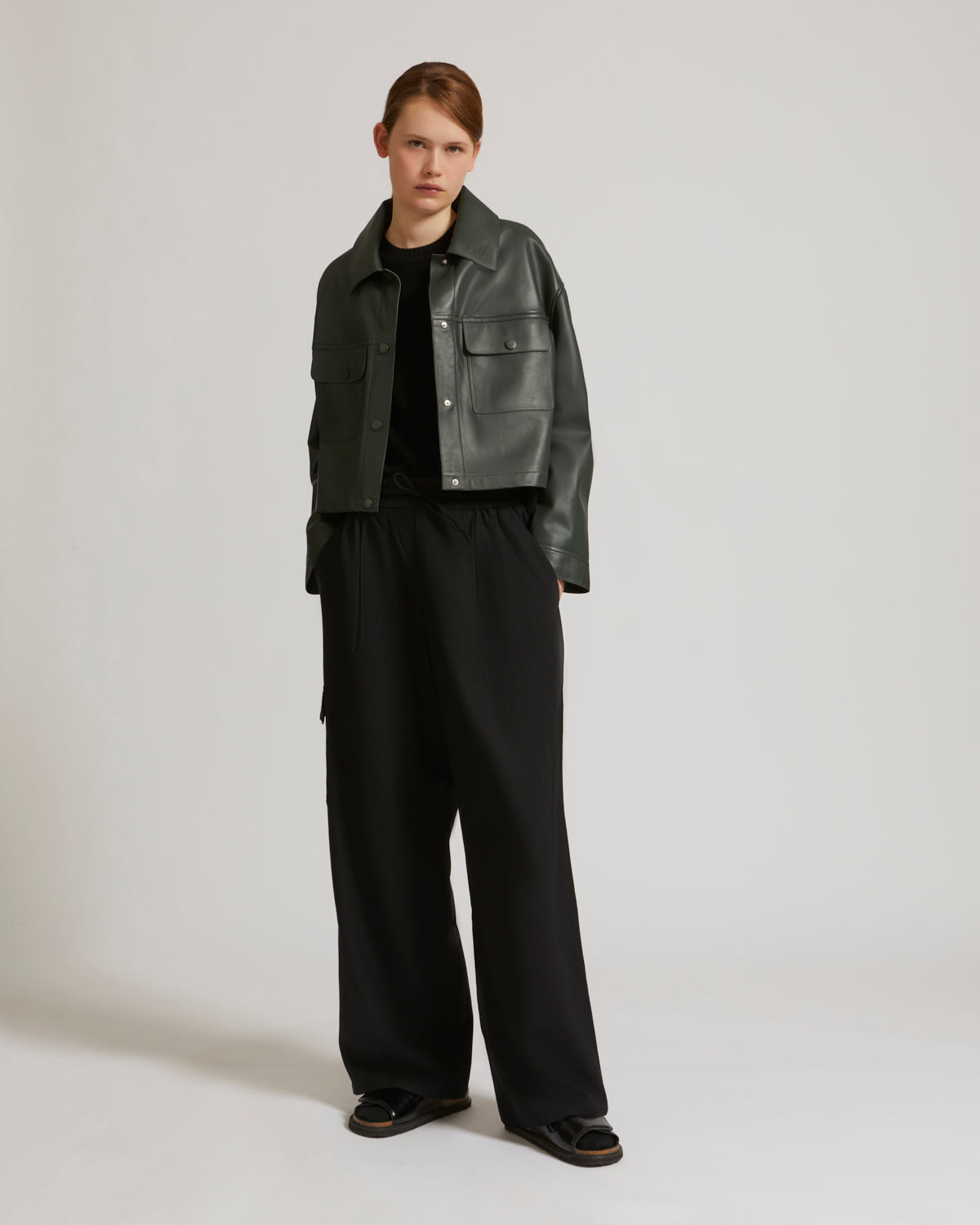 Cropped shirt in lamb leather