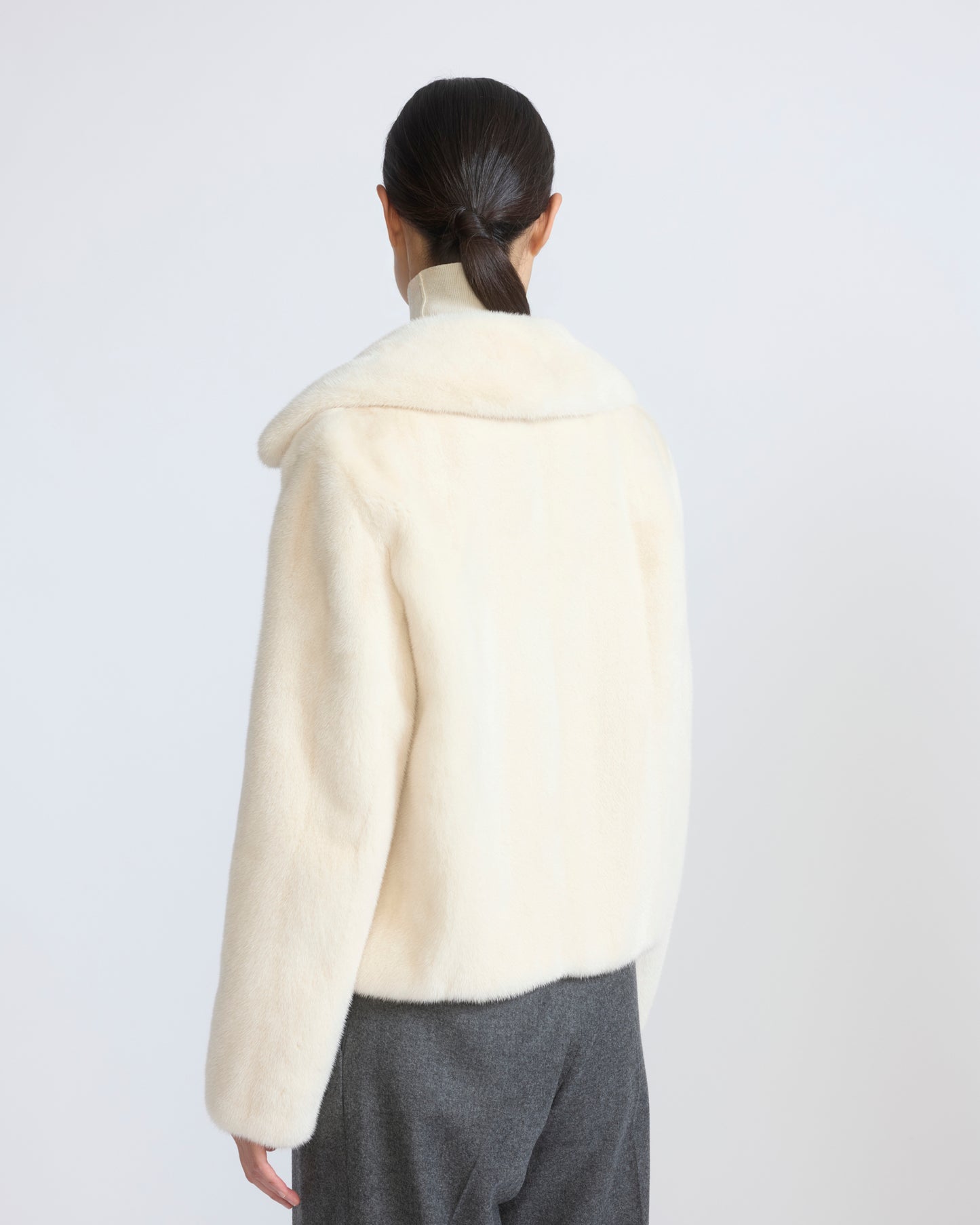 Short jacket in long-haired mink fur