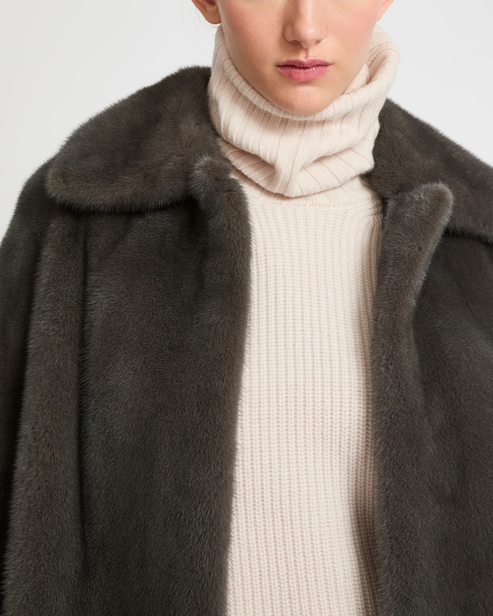 Short jacket in long-haired mink fur - Grey - Yves Salomon