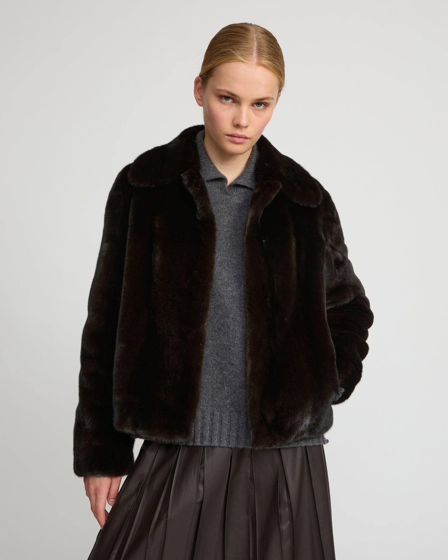 Veste courte en fourrure de vison à poils longs