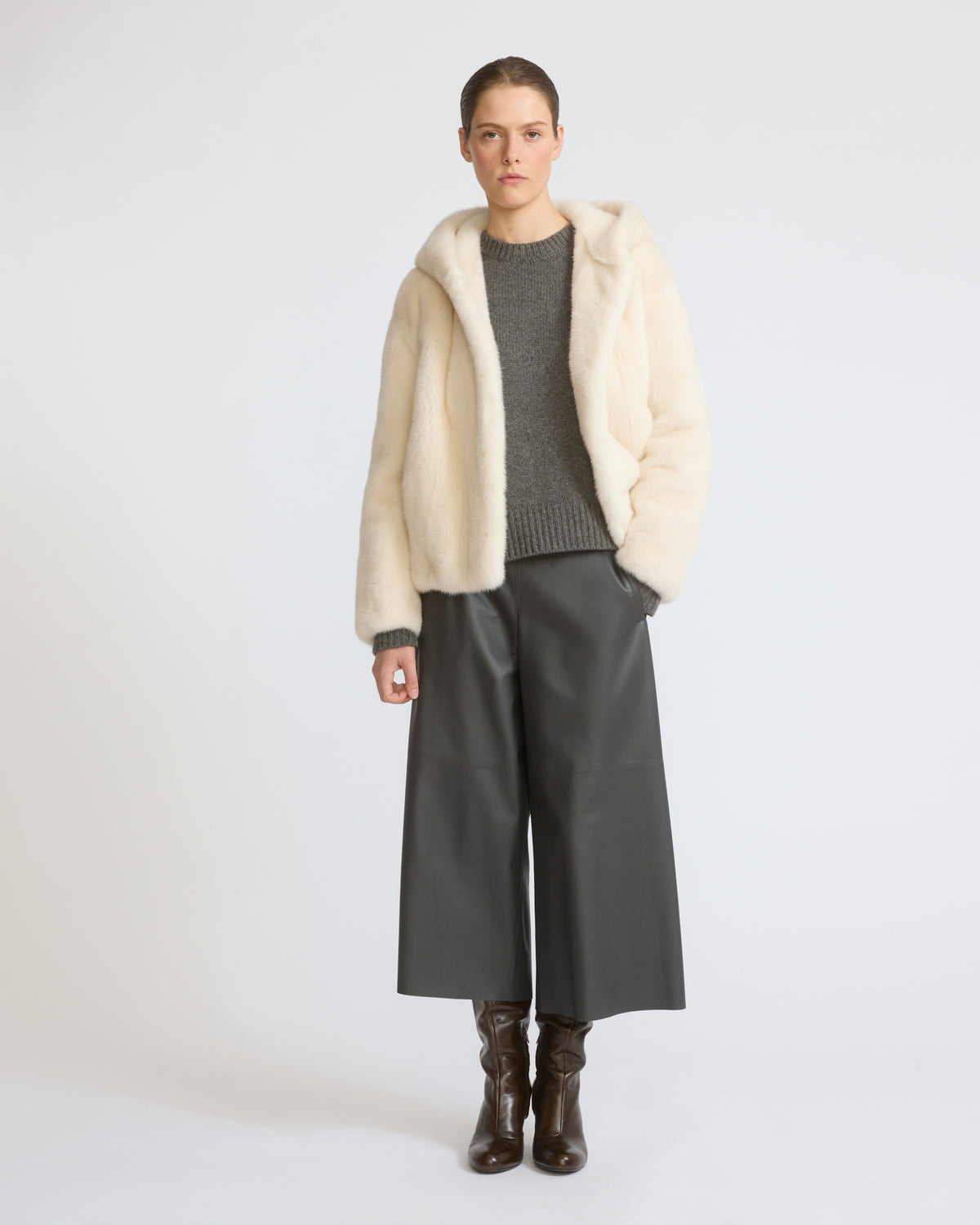 Veste à capuche en fourrure de vison à poils longs - Yves Salomon - Nouvelle collection Automne Hiver