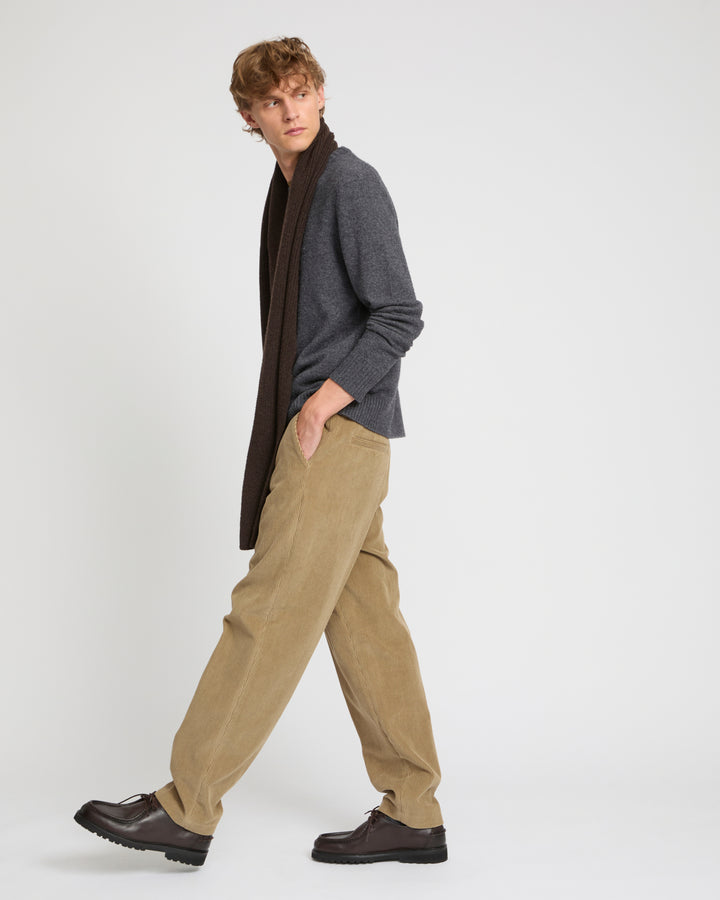 Pantalon droit en velours cotelé