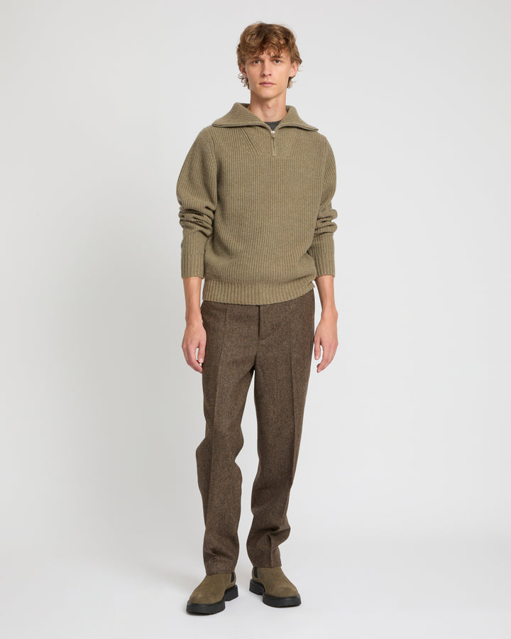 Pantalon droit en tweed de laine