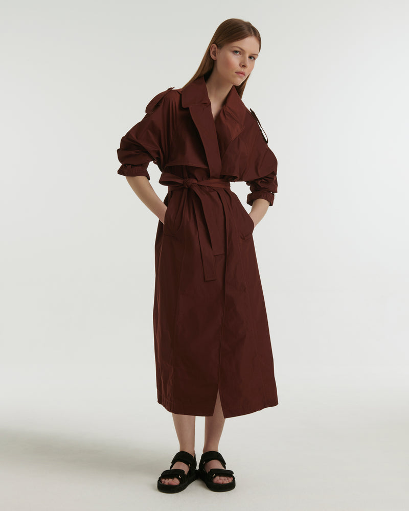 Technical fabric trench coat - burgundy