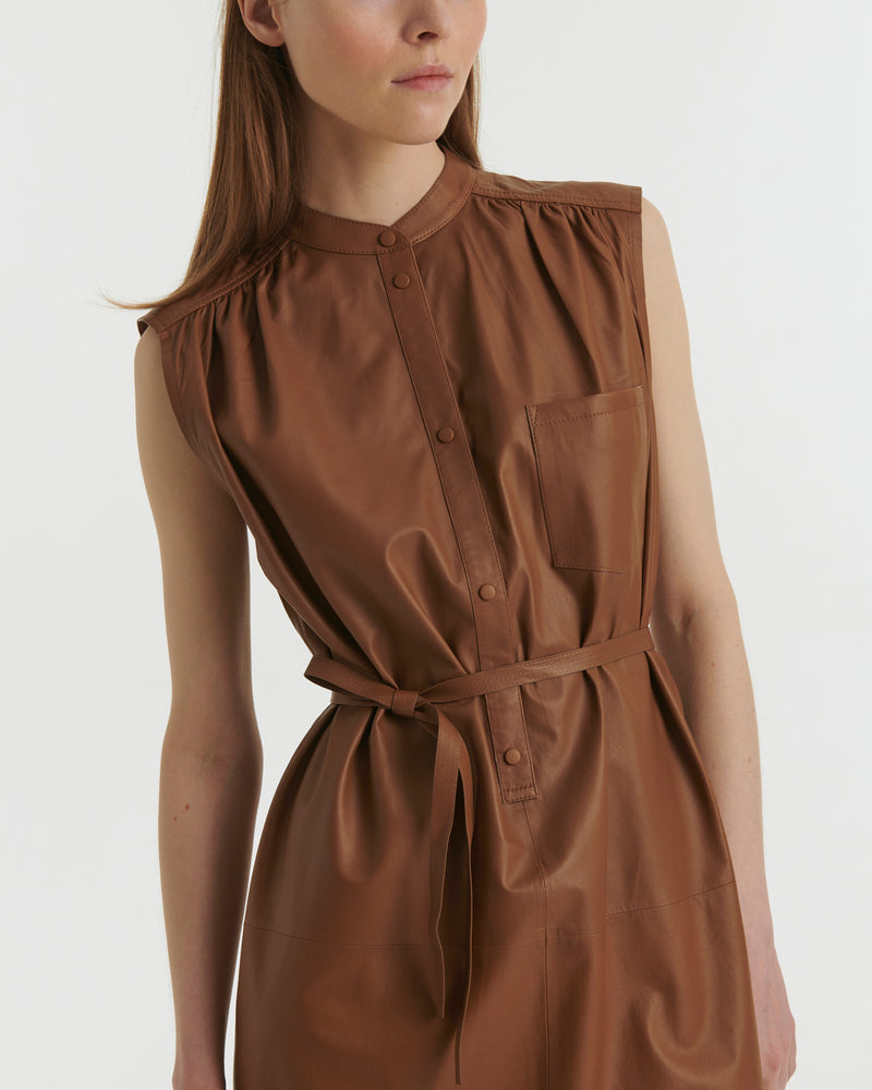 ROBE - brown