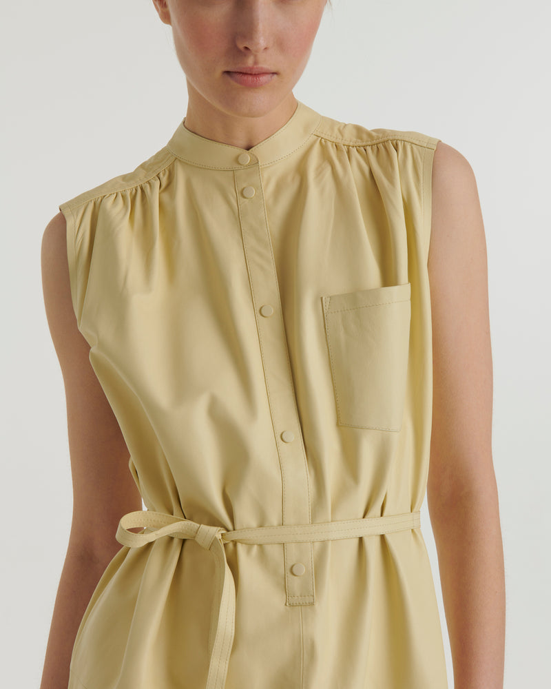 Robe-chemise sans manches en cuir d'agneau