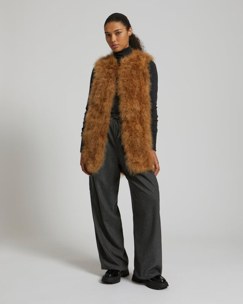 Gilet long en plumes