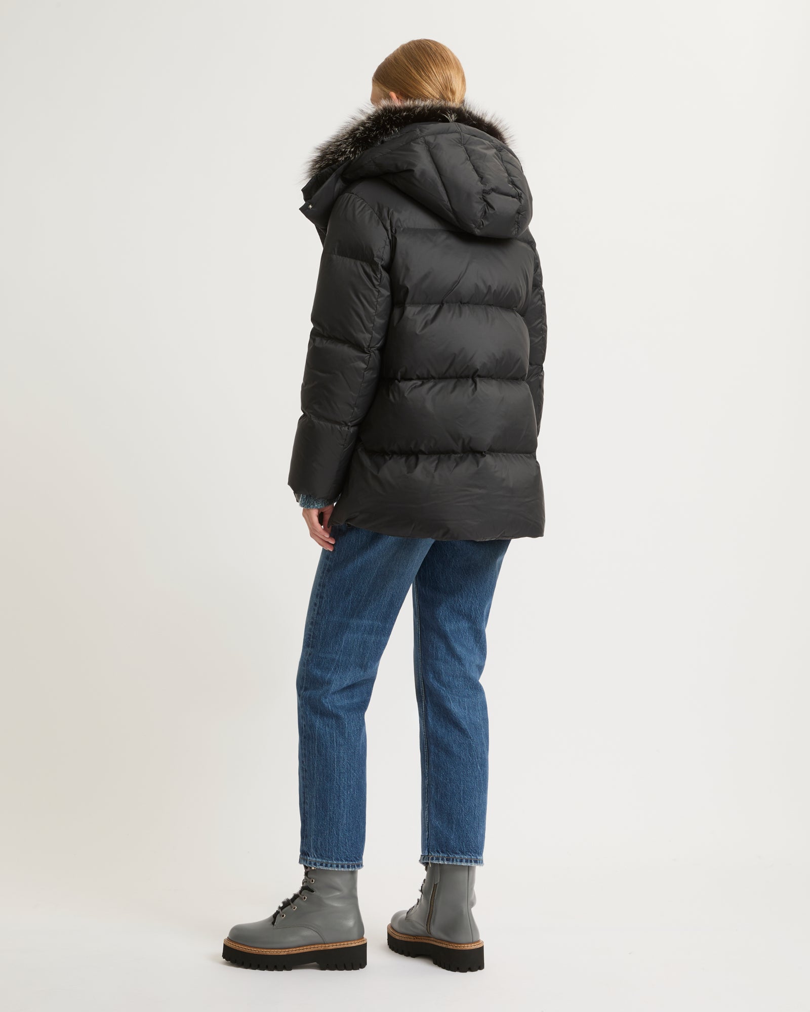 【関税込み】Yves Salomon グレー 3/4 ダウンジャケット down jacket with fox fur collar trim - grey - Yves Salomon