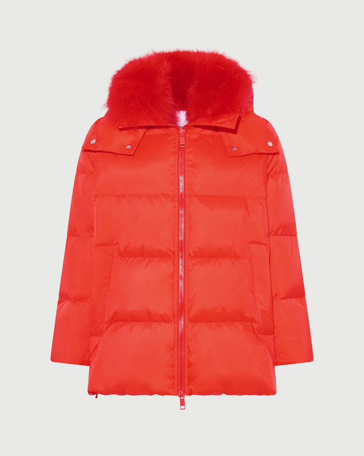 Doudoune "A" line en tissu technique imperméable avec col en agneau laine vaporeuse - Yves Salomon - Nouvelle collection Automne Hiver