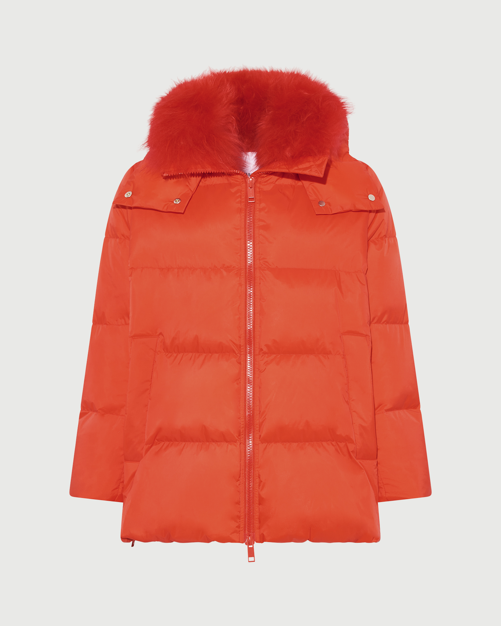 Doudoune "A" line en tissu technique imperméable avec col en agneau laine vaporeuse- Yves Salomon - Nouvelle collection Automne Hiver