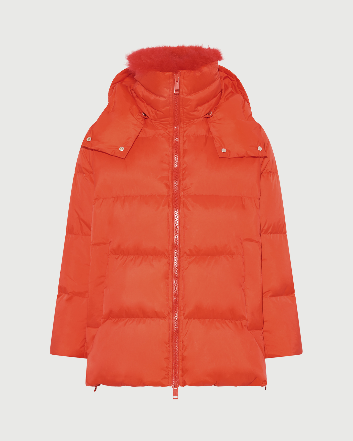 Doudoune "A" line en tissu technique imperméable avec col en agneau laine vaporeuse- Yves Salomon - Nouvelle collection Automne Hiver