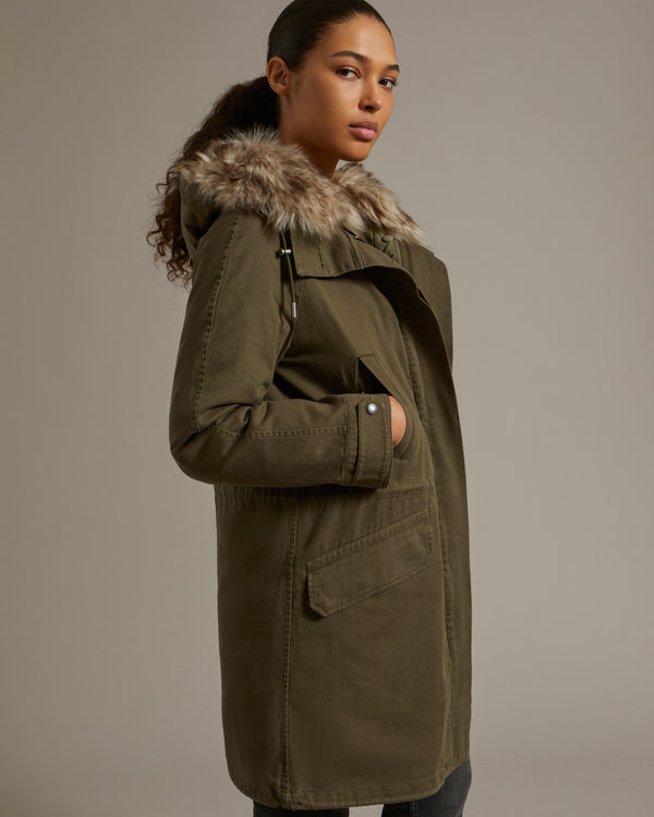 Parka longue en gabardine de coton et capuche en agneau