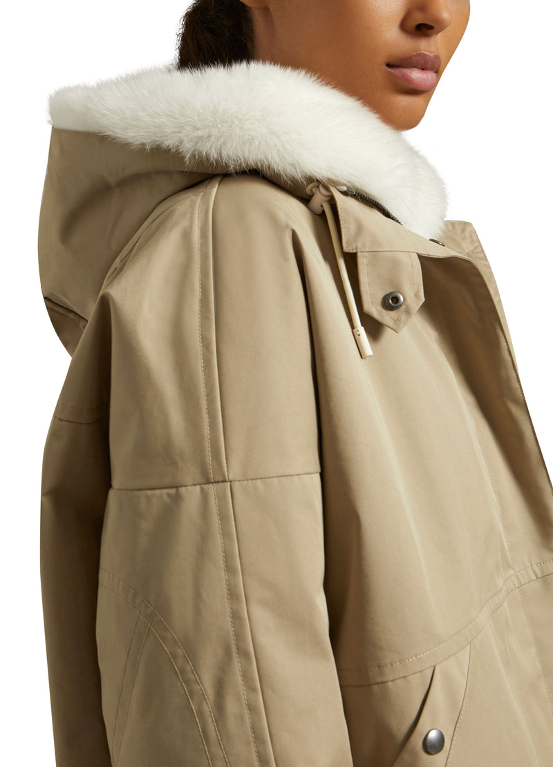 Parka boxy en tissu technique waterproof avec fourrure de renard et lapin