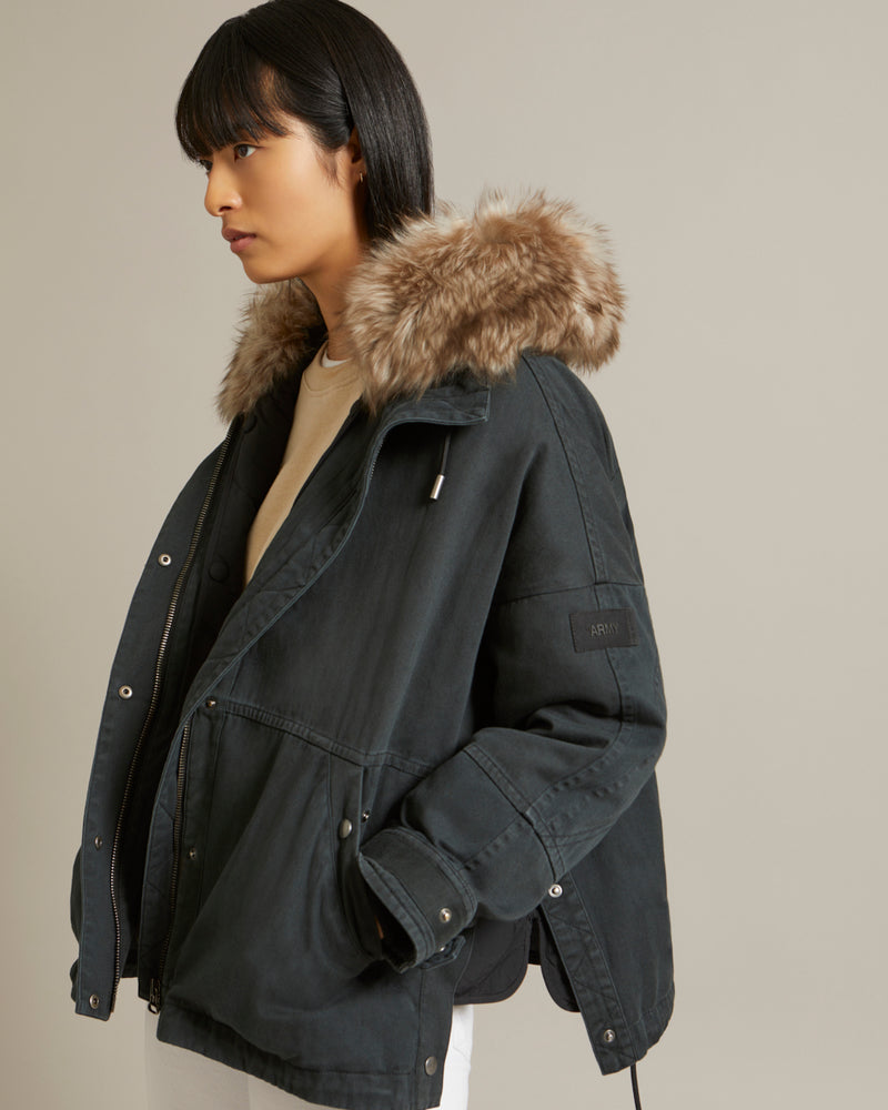 Parka boxy en gabardine de coton et capuche en agneau
