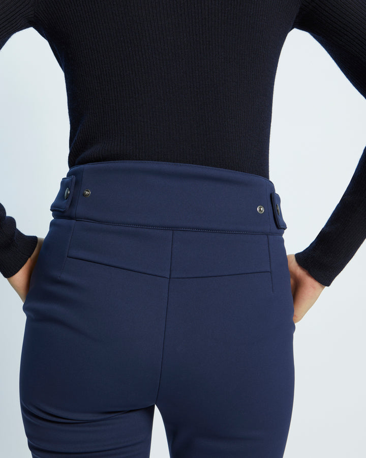 pantalon-fitte-tissu-softshell-bleu-24wkp012xxs25wa7058 -Yves Salomon