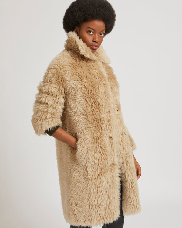 Manteau long en laine tissée long poil naturelle
