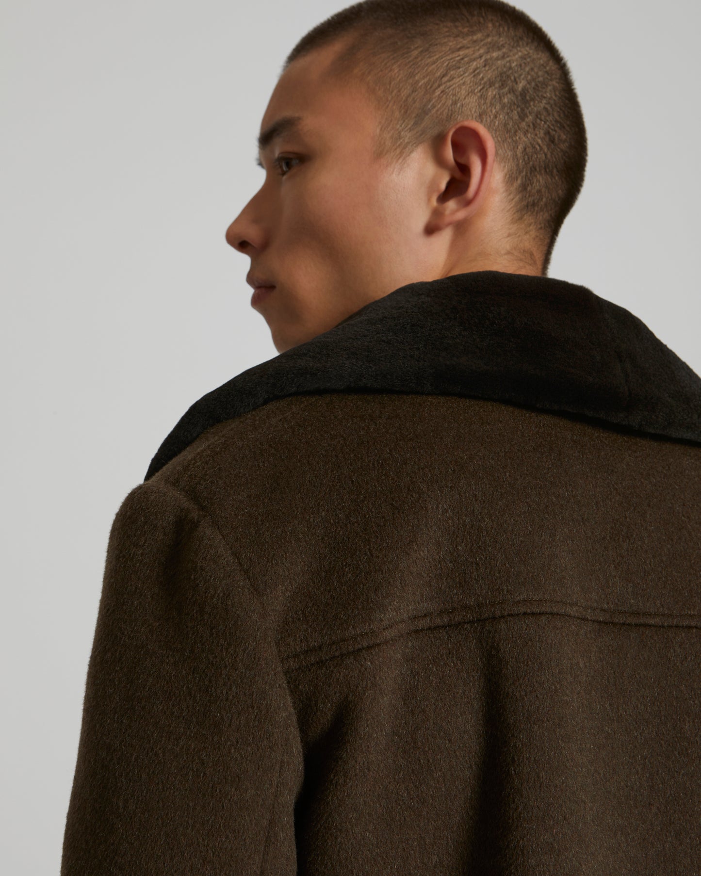 Soldes d'hiver  - Yves Salomon -Veste en tissu mélange laine-cachemire avec col en fourrure de vison rasé