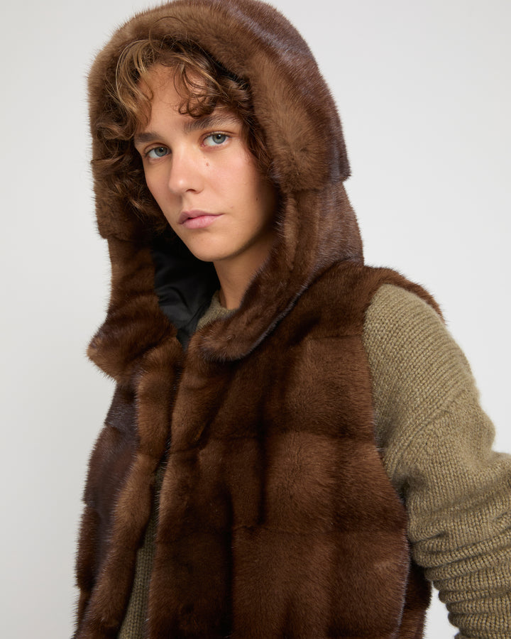 Hooded gilet in long-haired mink fur