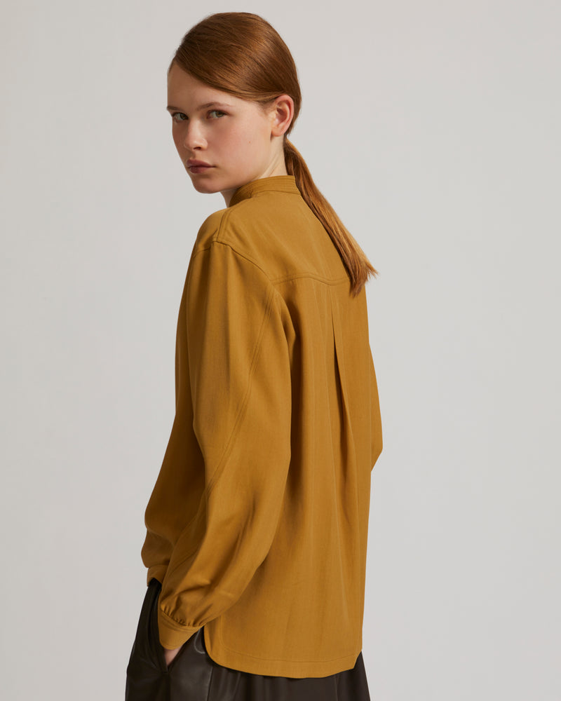 Blouse ample en twill de laine