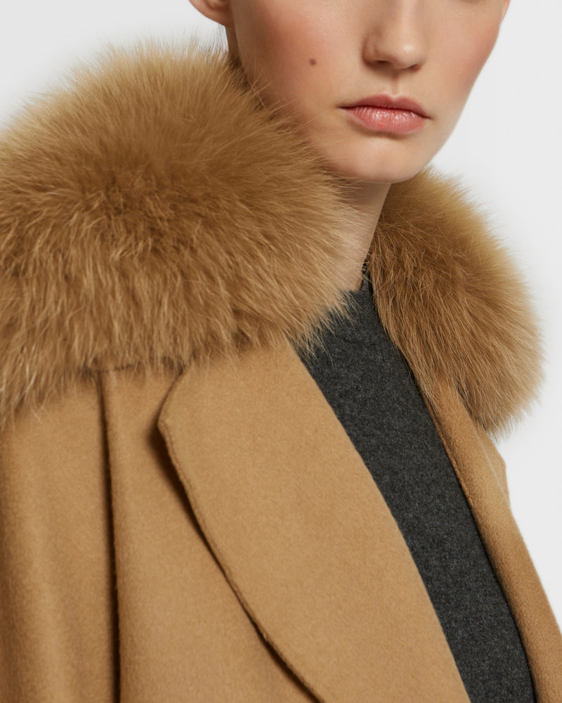 Long belted coat in cashmere wool with fox fur collar