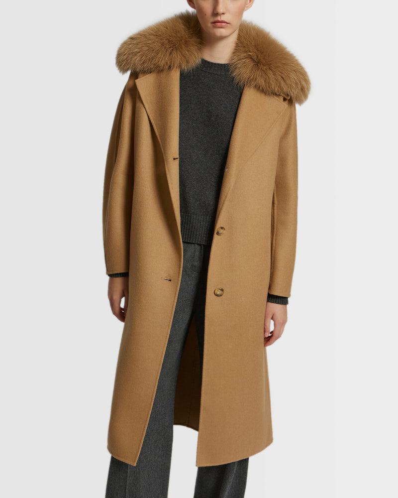 Long belted coat in cashmere wool with fox fur collar
