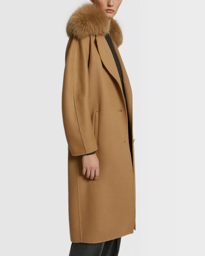 Long belted coat in cashmere wool with fox fur collar