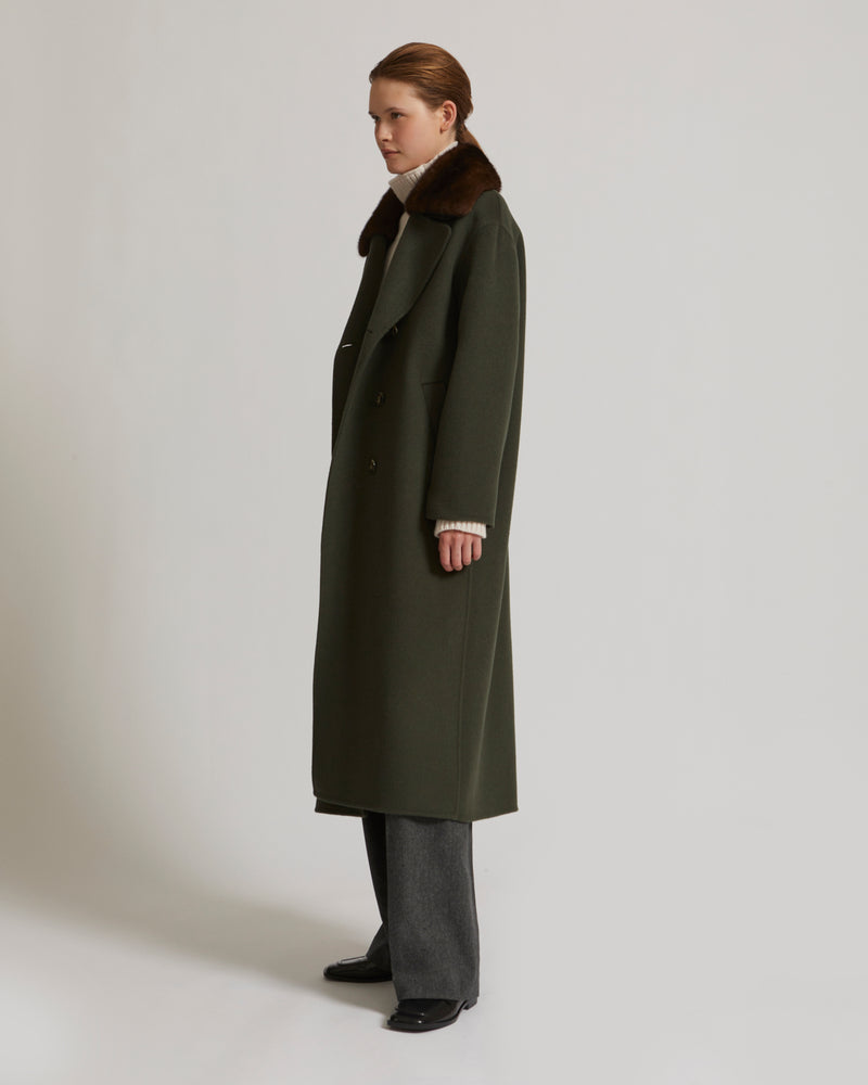 Manteau en lainage cachemire avec col en vison