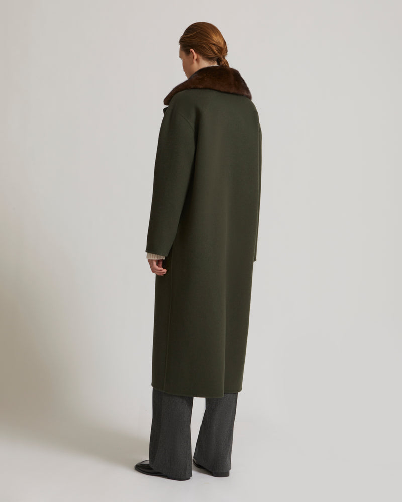 Manteau en lainage cachemire avec col en vison