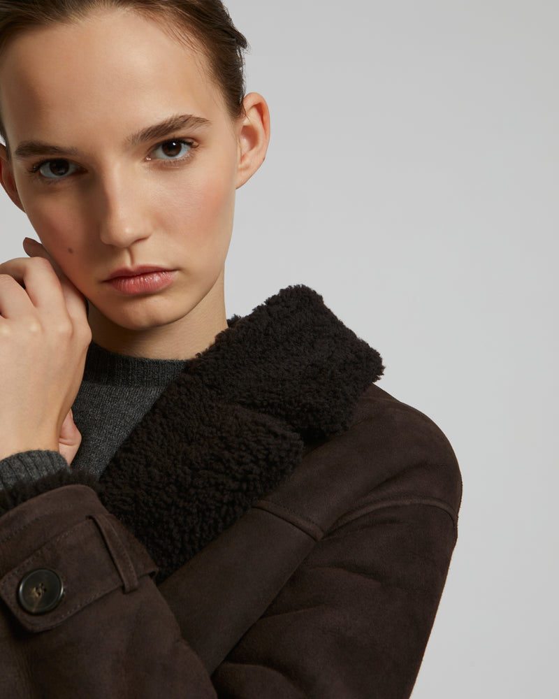 Manteau long à double boutonnage en agneau mérinos