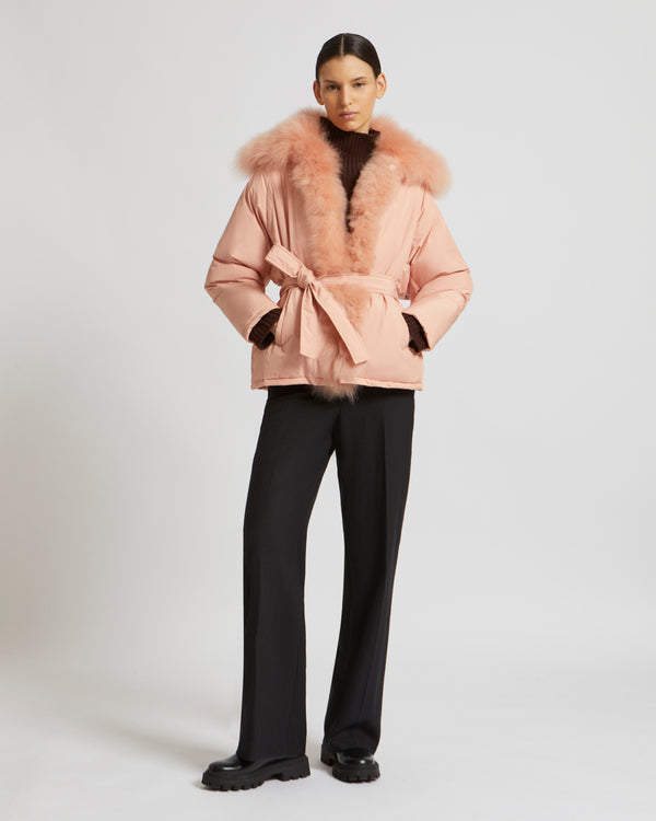 Doudoune oversize en tissu technique imperméable et agneau à poils longs
