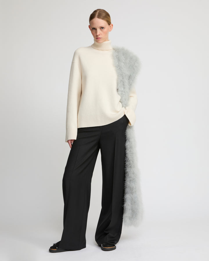 Maxi écharpe à franges en plumes