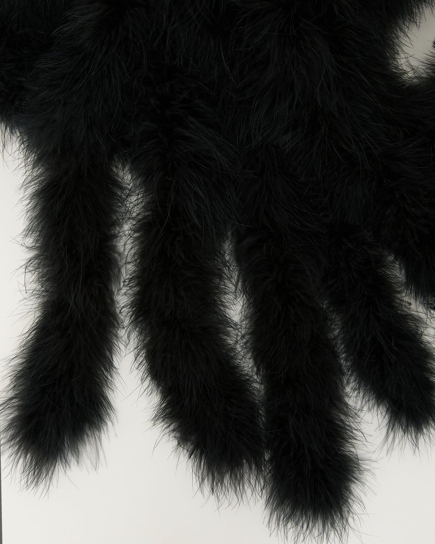 Maxi écharpe à franges en plumes