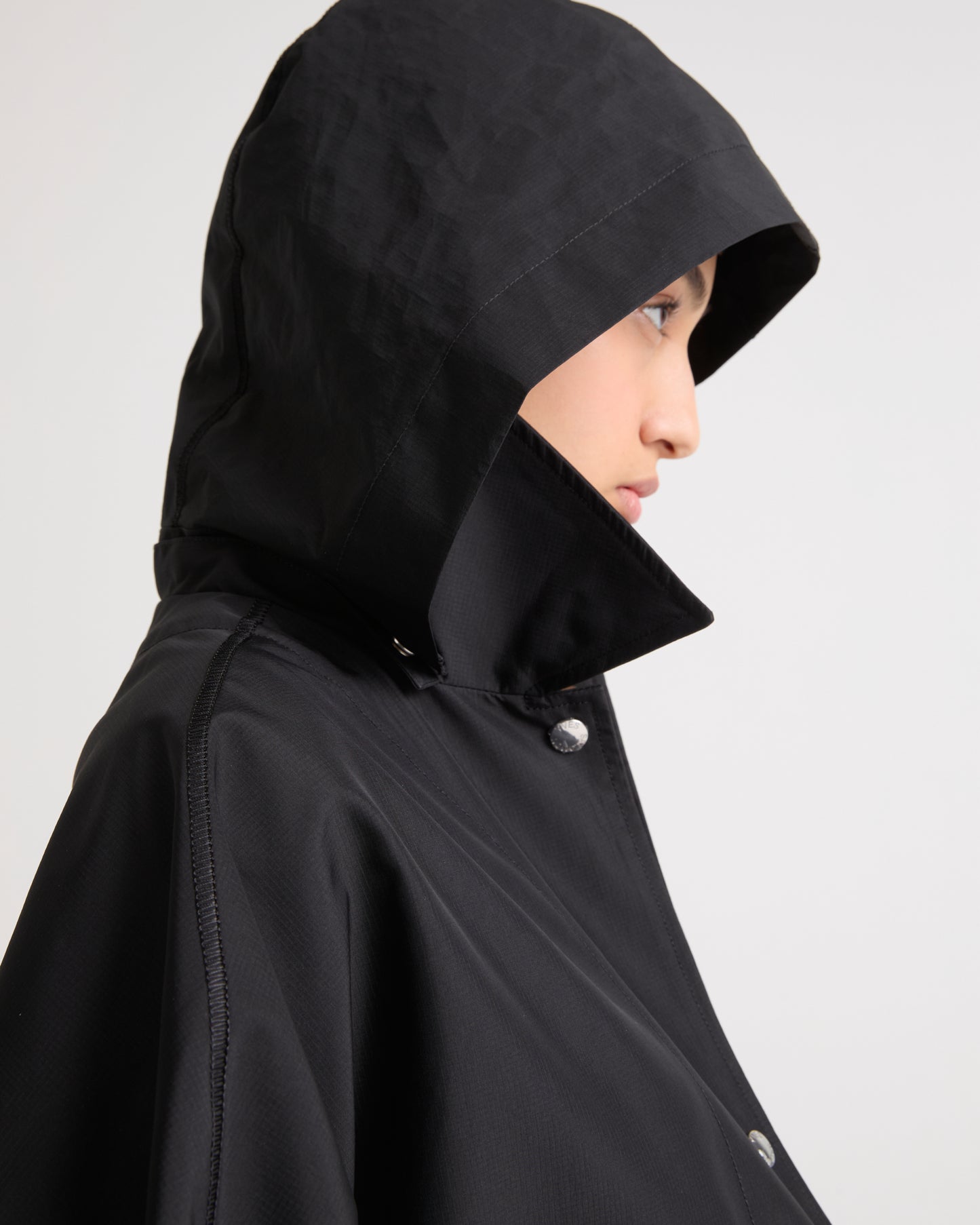 Ventes privées - manteau-tissu-technique-envers-capuche-silver-black-silver-25efc01411k57wb3156 -Yves Salomon