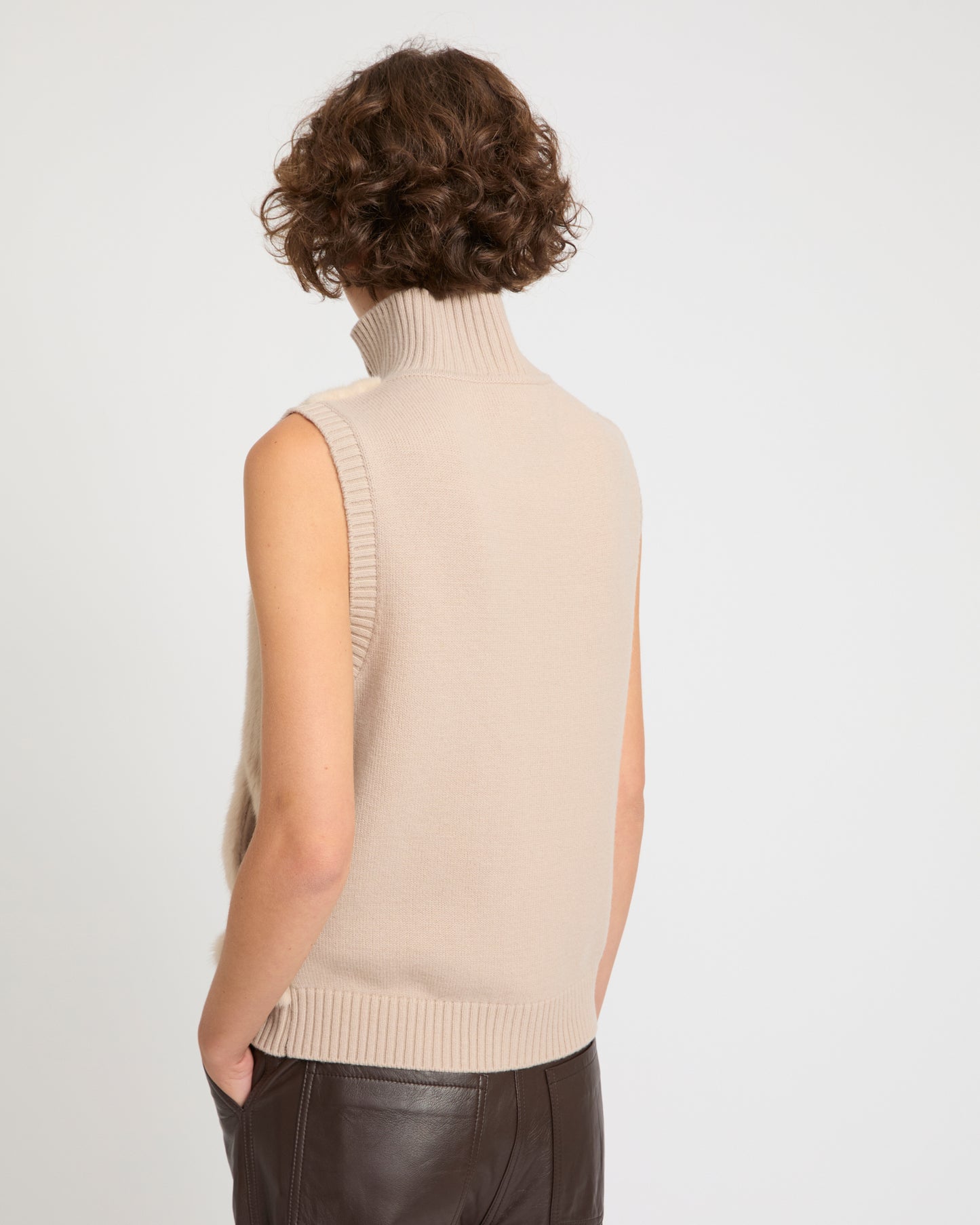 Merino knit and mink fur gilet