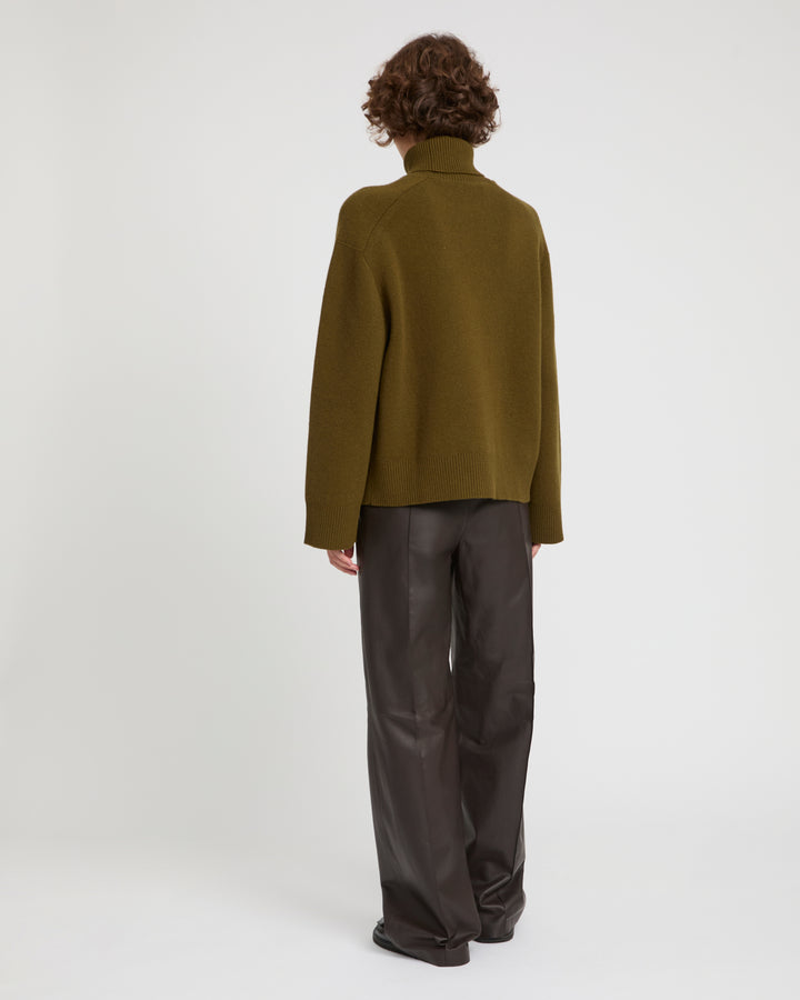 Fine lamb leather loose trousers