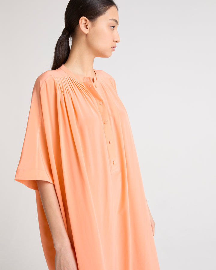 Robe kaftan en crêpe de soie légère