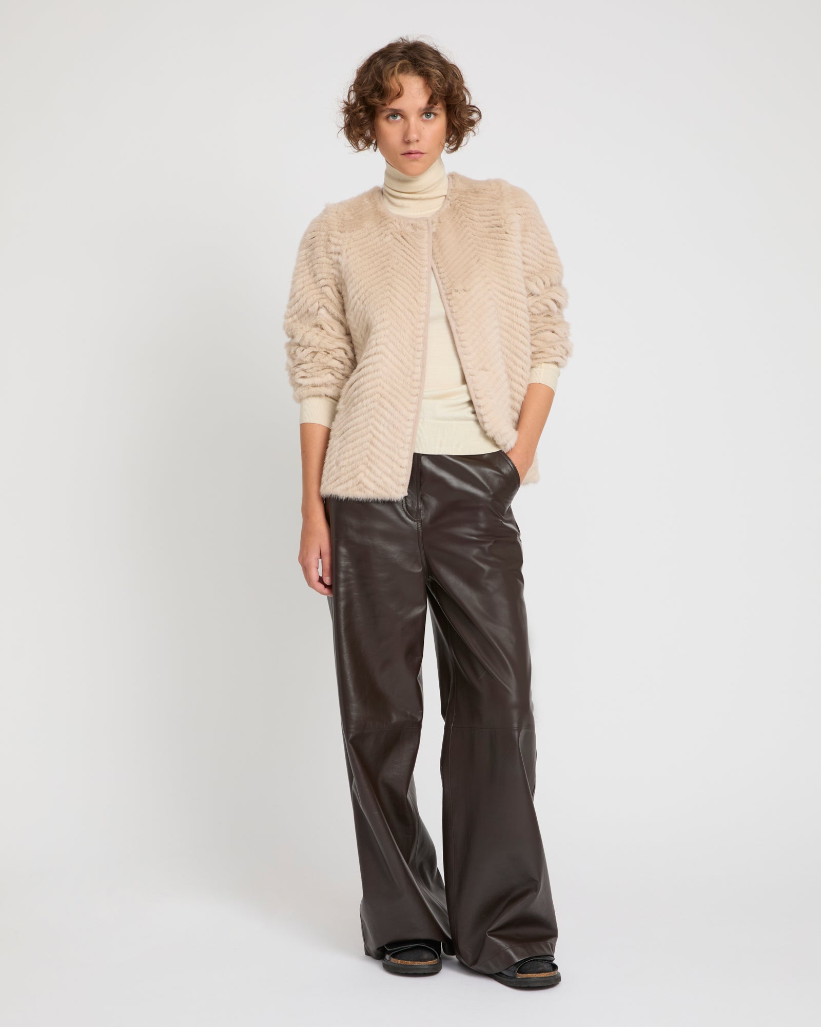 f♡　laubeblanc Belted Wool long gilet Belted Wool long gilet – L'AUBE BLANC