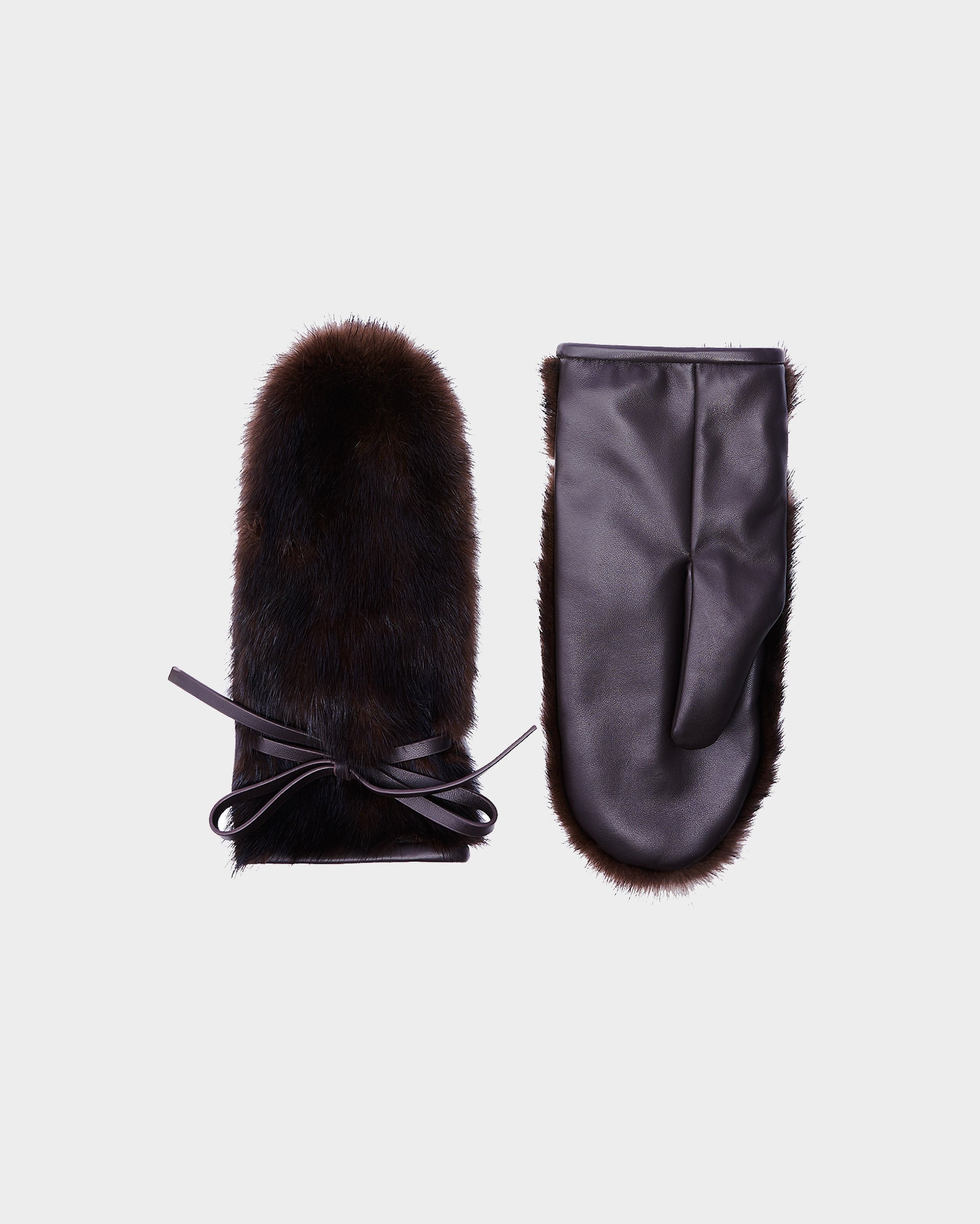 Mink fur earmuffs – Yves Salomon