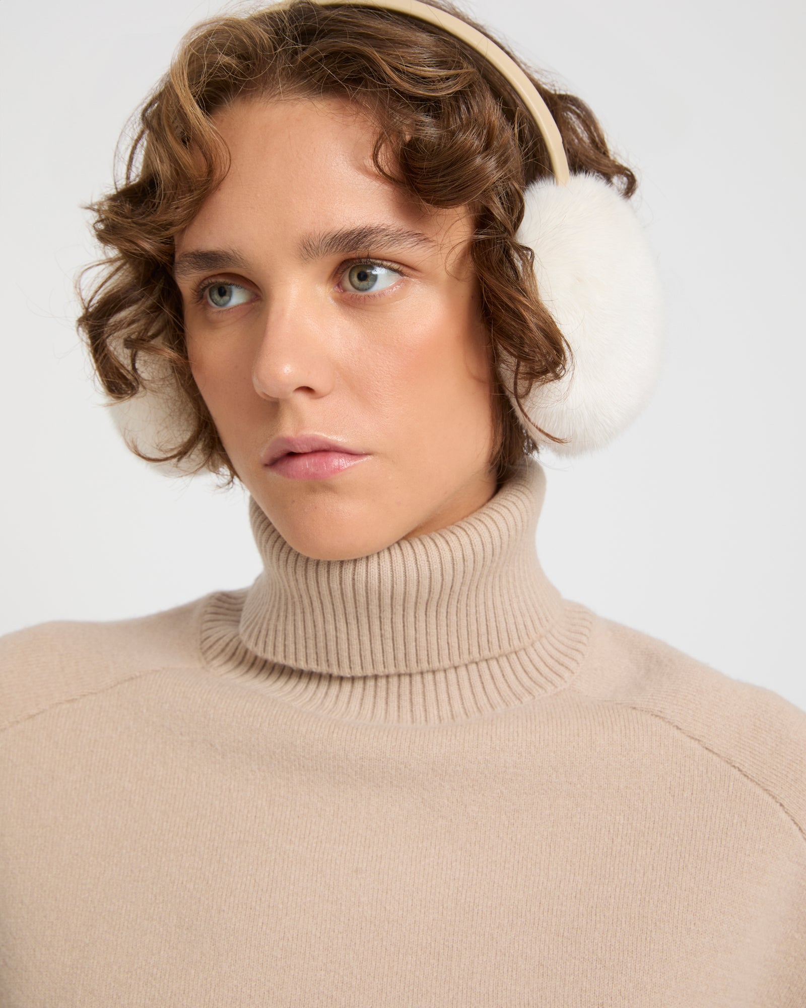 00s archive l.g.b. fur earmuffs y2k 耳当て 00s archive l.g.b. fur earmuffs y2k 耳当て Angahook Earmuffs - emuEU