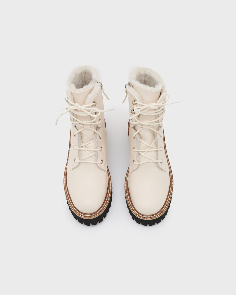 Boots lacées en Merinillo Raide