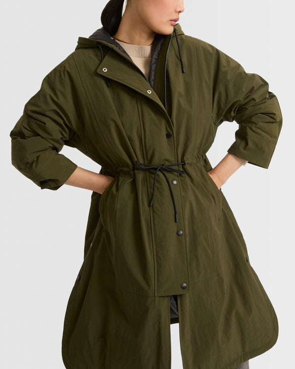 Parka esprit cape en tissu technique