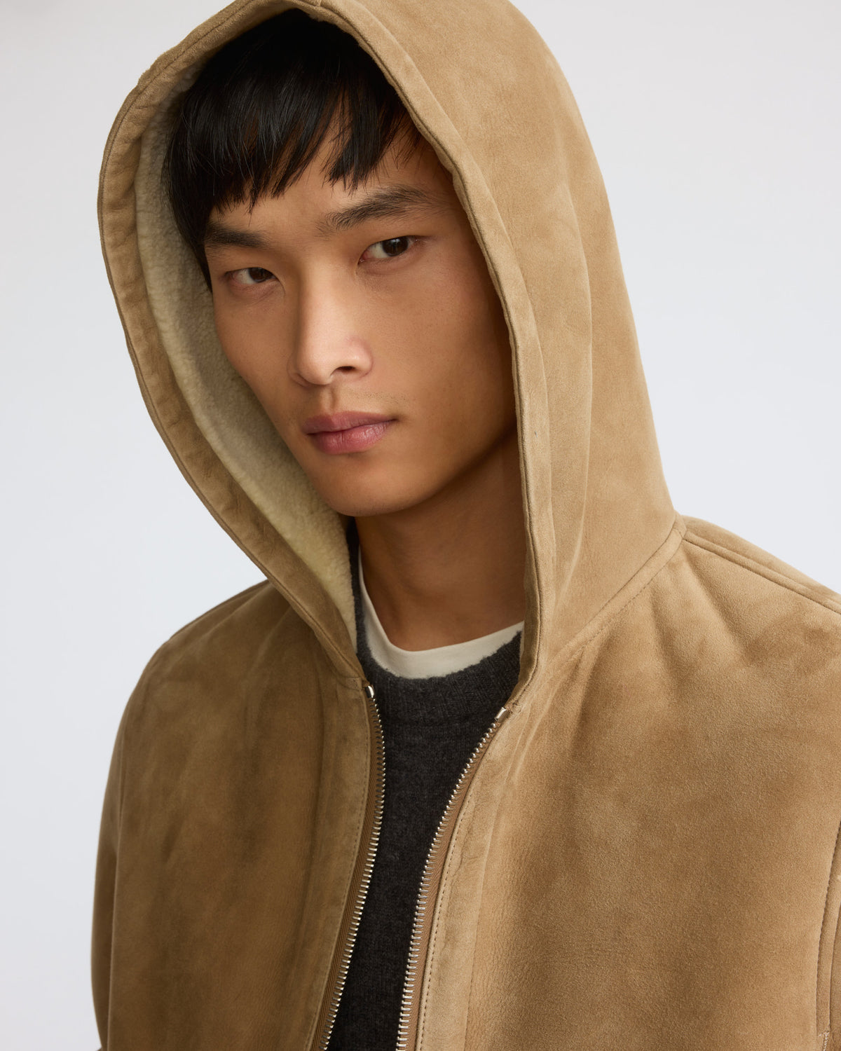 Hoodie en peau lainée d'agneau Mérinos suede - Yves Salomon - Nouvelle collection Automne Hiver