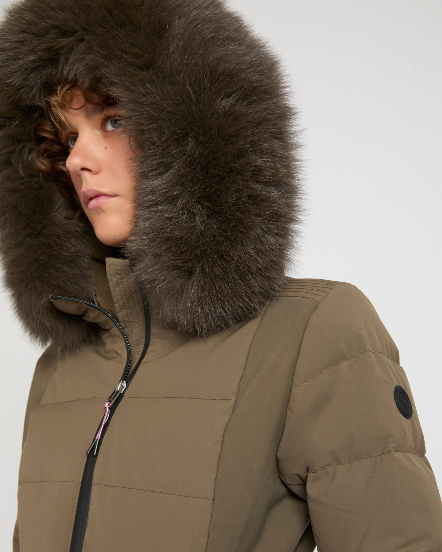 Veste de ski ceinturée en mix de tissus avec fourrure de renard imperméable -Yves Salomon