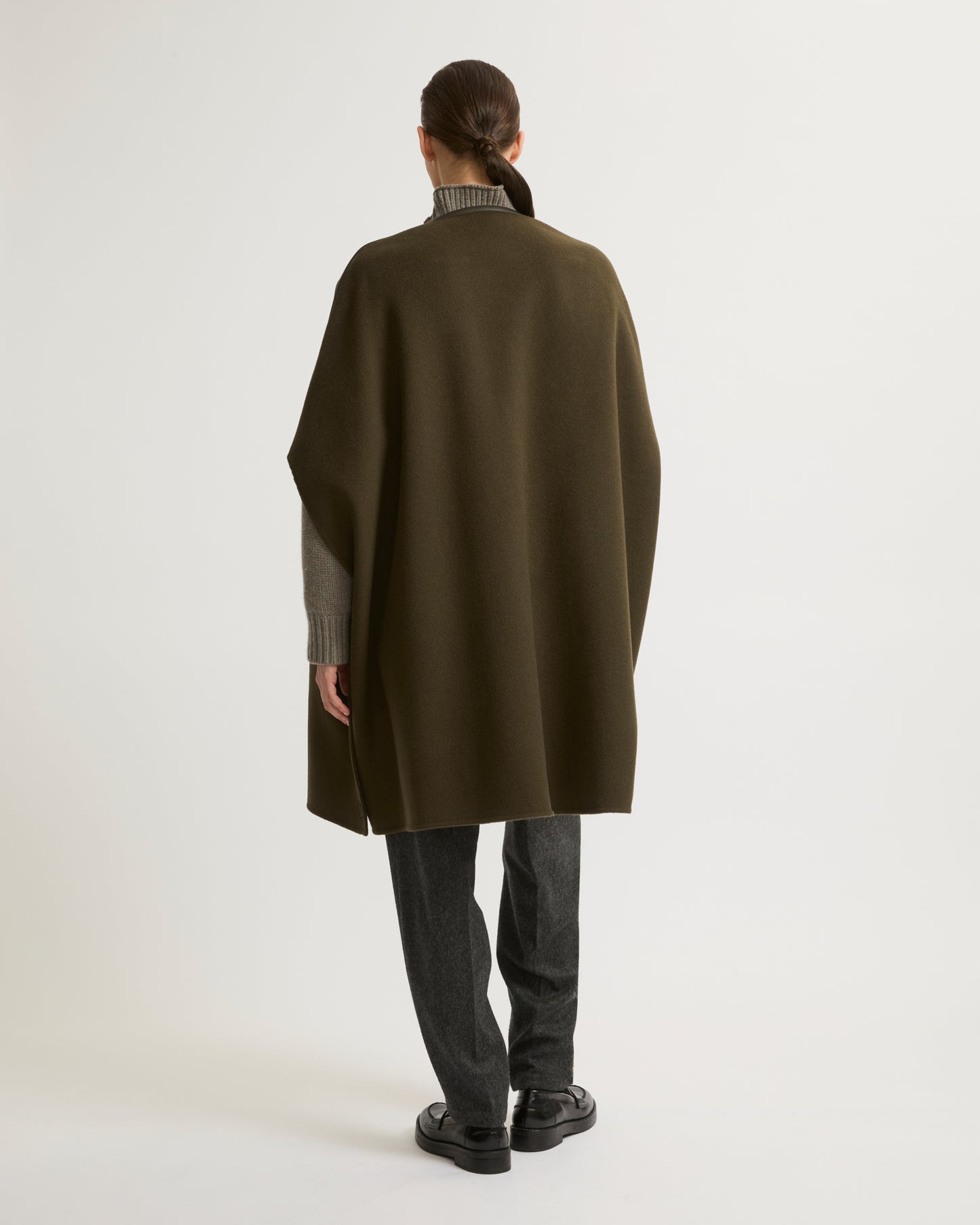 Double-sided wool cashmere blend cape - khaki