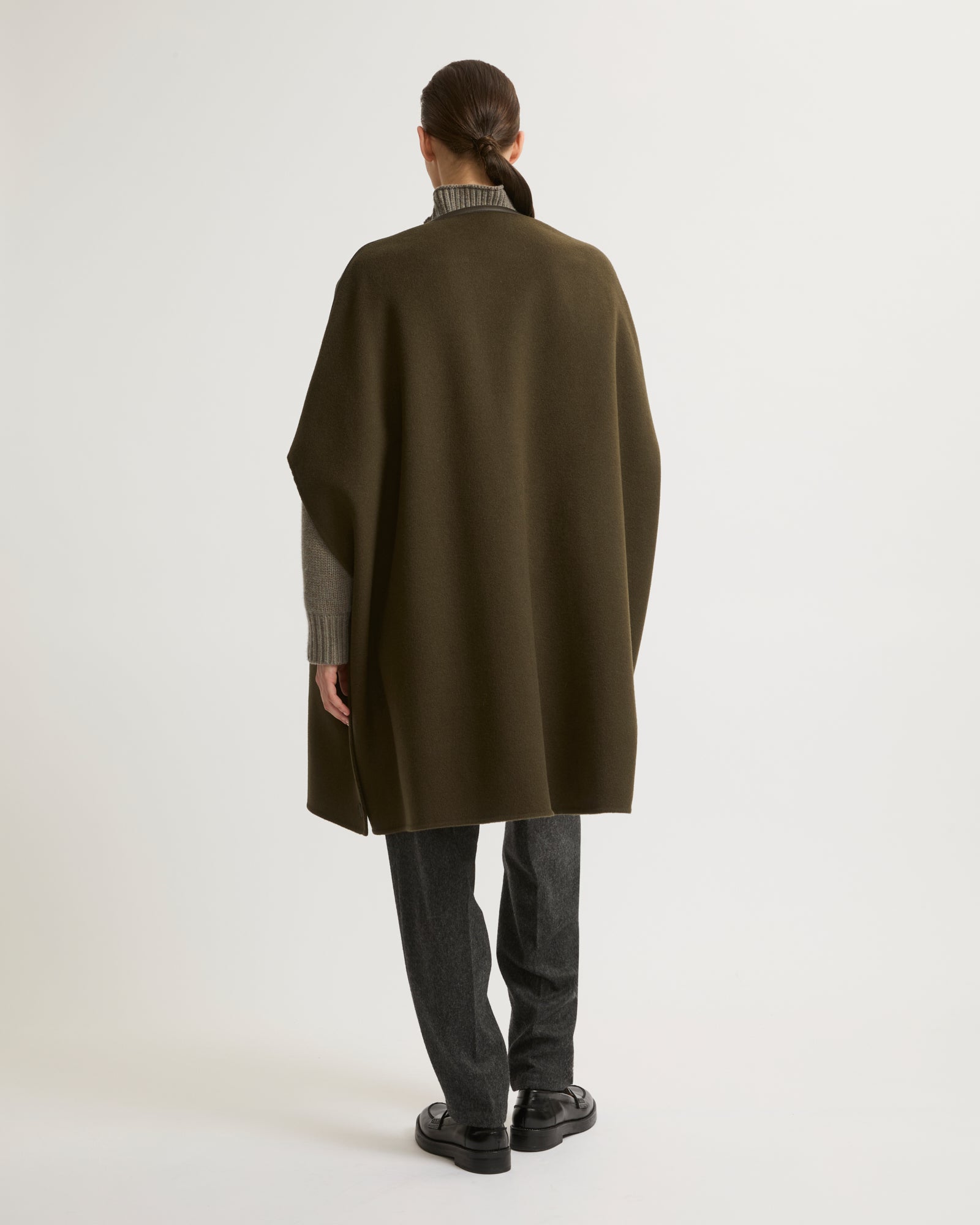 Double-sided wool cashmere blend cape - khaki