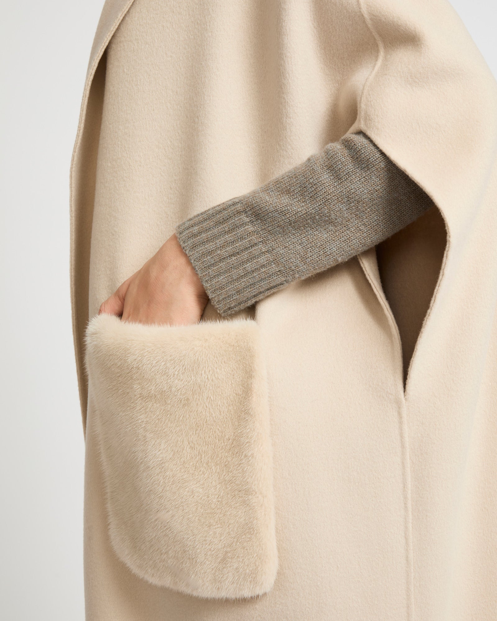 Cashmere blend hooded cape with fox trim - Beige - Yves Salomon