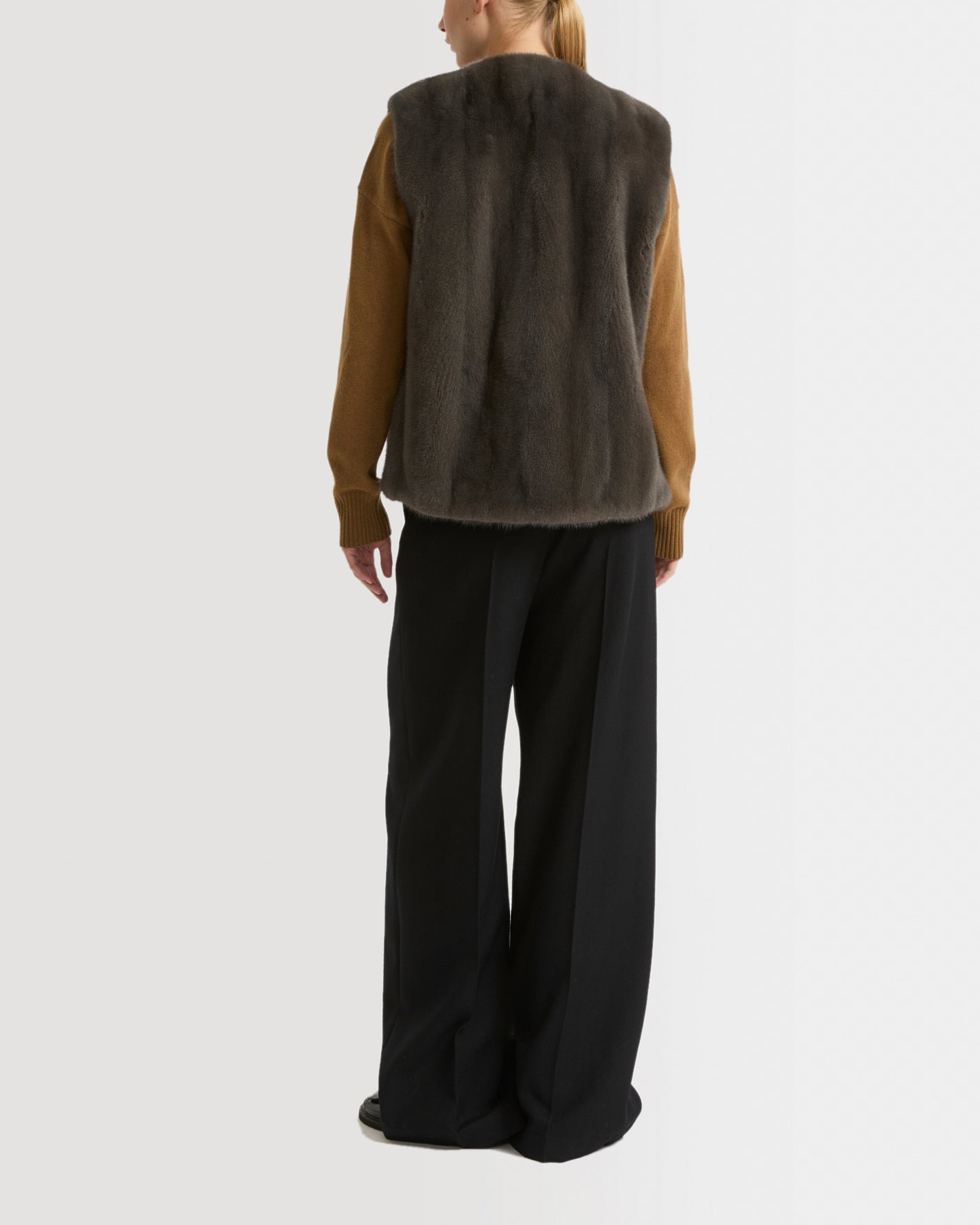 Gilet en fourrure de vison long poil