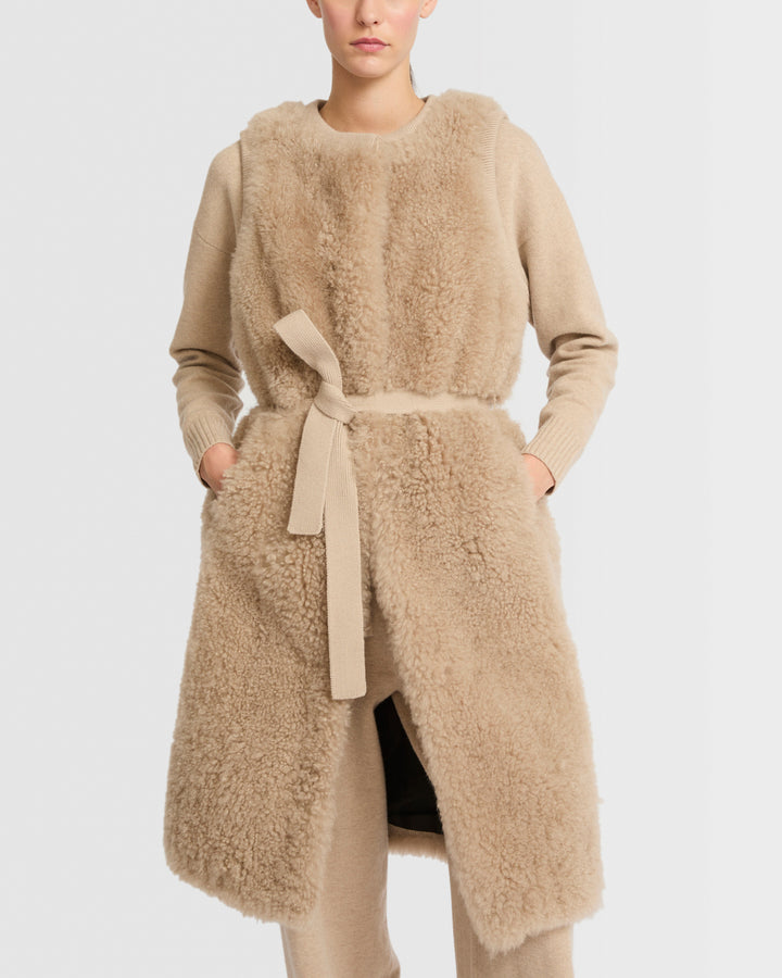Gilet long ceinturé en maille mérinos et agneau